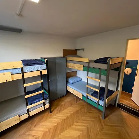 Hostel Chillton