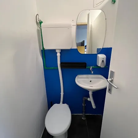 Chillton Hostel