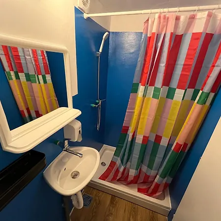 Chillton Hostel