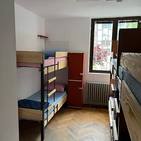 Chillton Hostel