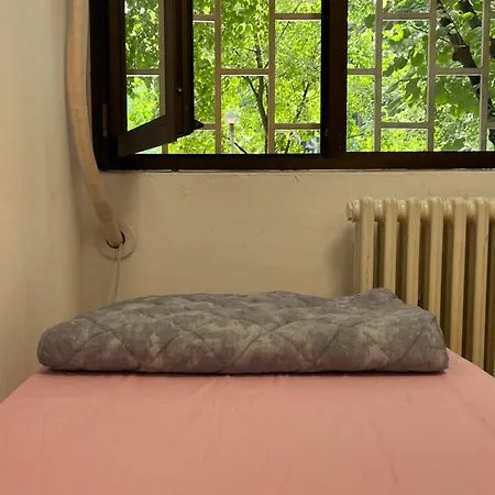 Chillton Hostel
